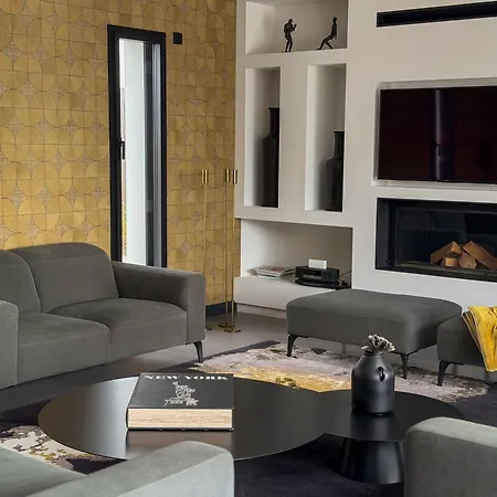 Villa Cobalt - Pool & Rooftop Sea View *