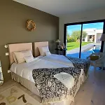Cobalt - Pool & Rooftop Sea View *